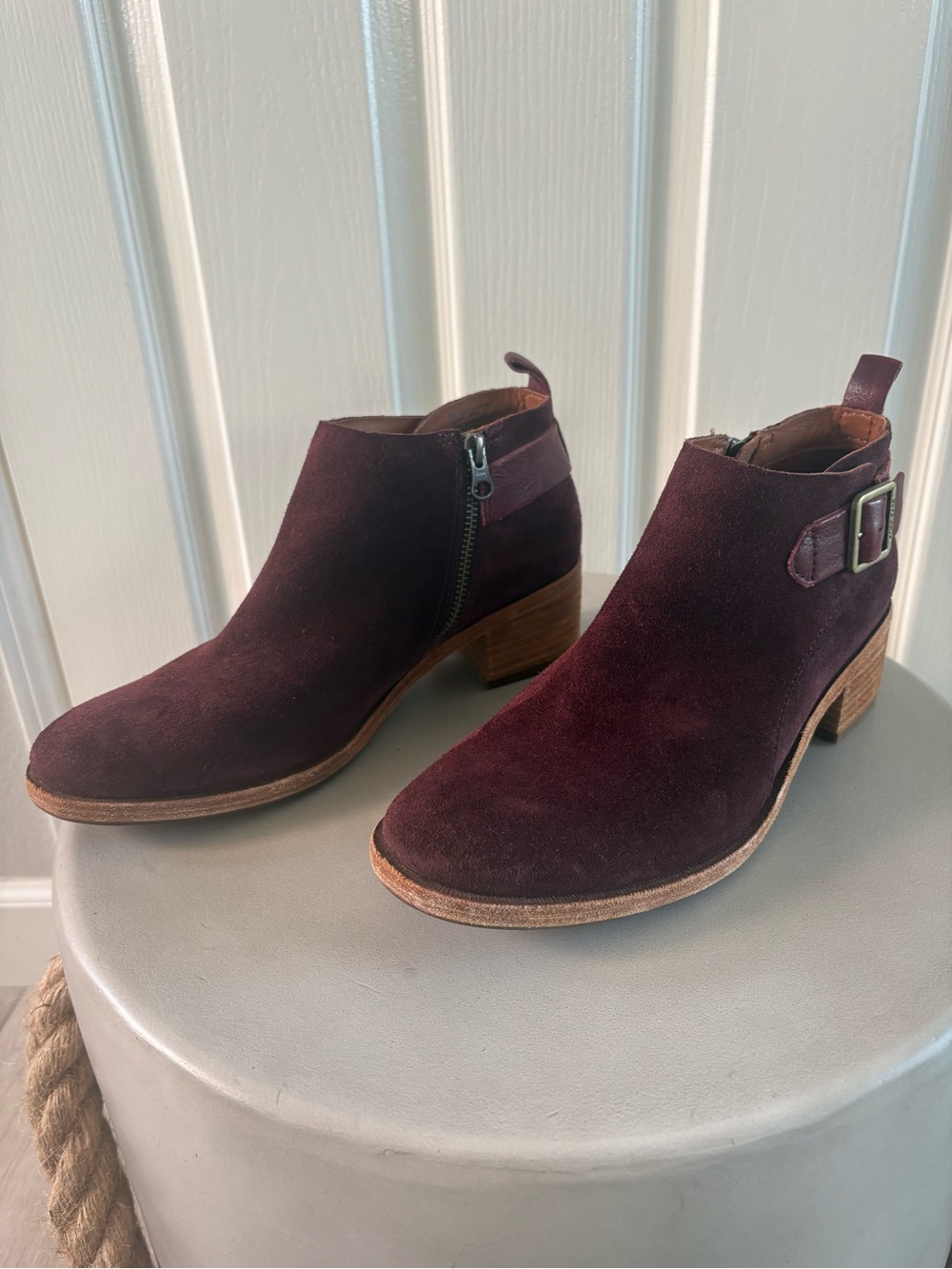 Kork-Ease | Mesa Burgundy Suede Ankle Boots  | Sz 8.5M | Buckle Zip Block Heel
